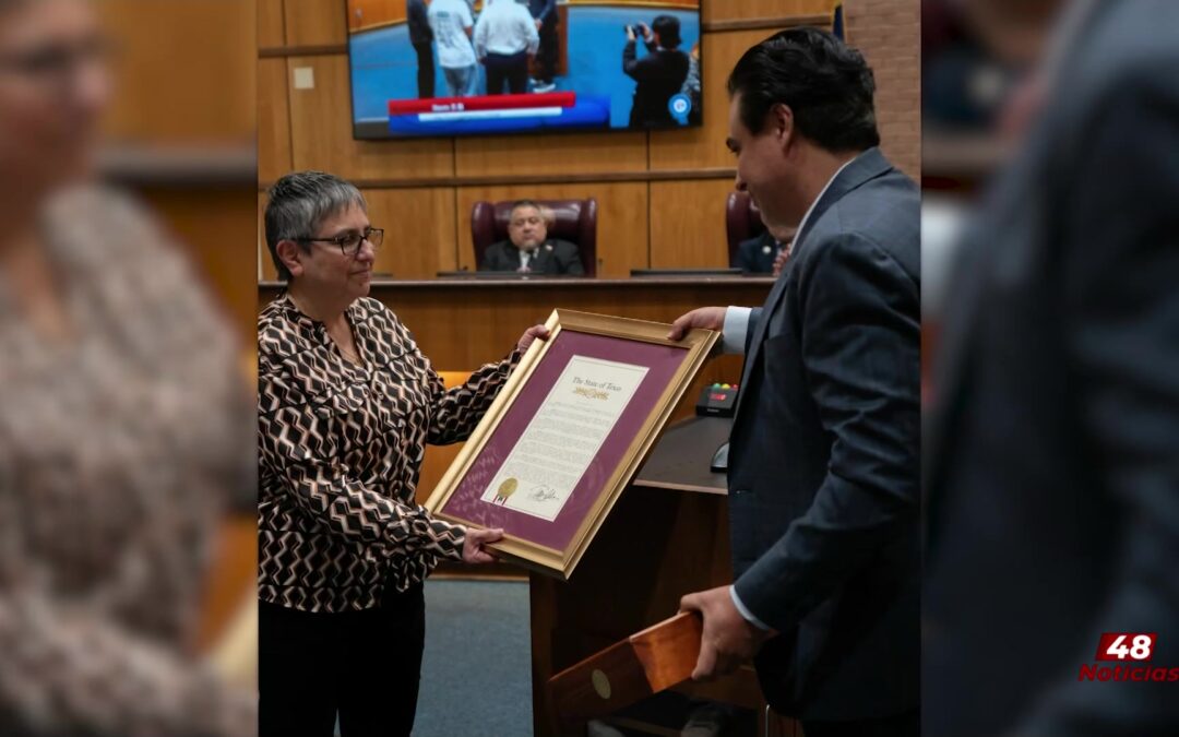 Homenaje a David Arnoldo Chavana: Un Pilar de Educación y Comunidad en Edinburg