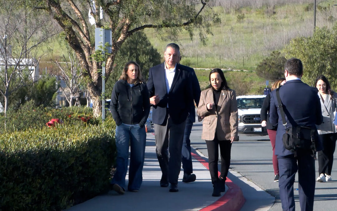 Líderes en San Diego Luchan por Inspección en el Centro de Detención de Otay Mesa Ante Condiciones Insalubres