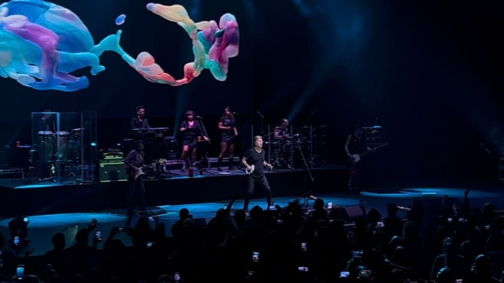 Vilma Palma e Vampiros Hace Revivir la Fiebre Noventera en Monterrey