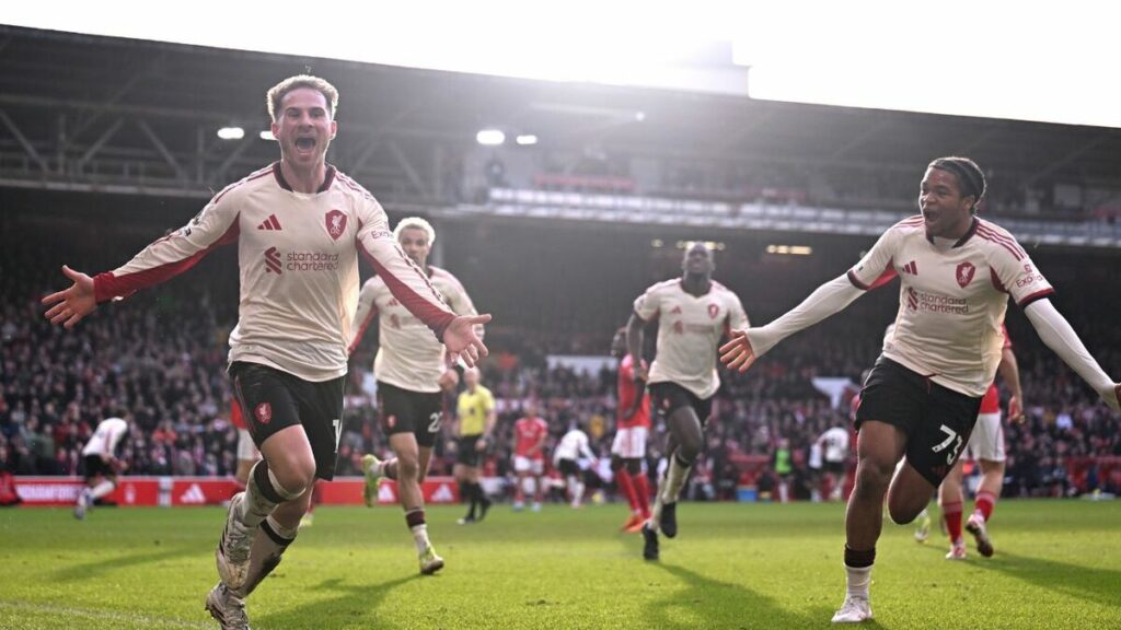 Liverpool Logra un Triunfo Agónico Ante Nottingham en la Premier League