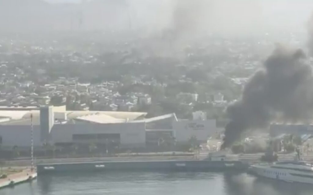 Bloqueos Carreteros y Quema de Vehículos en Puerto Vallarta Tras la Muerte de ‘El Mencho’