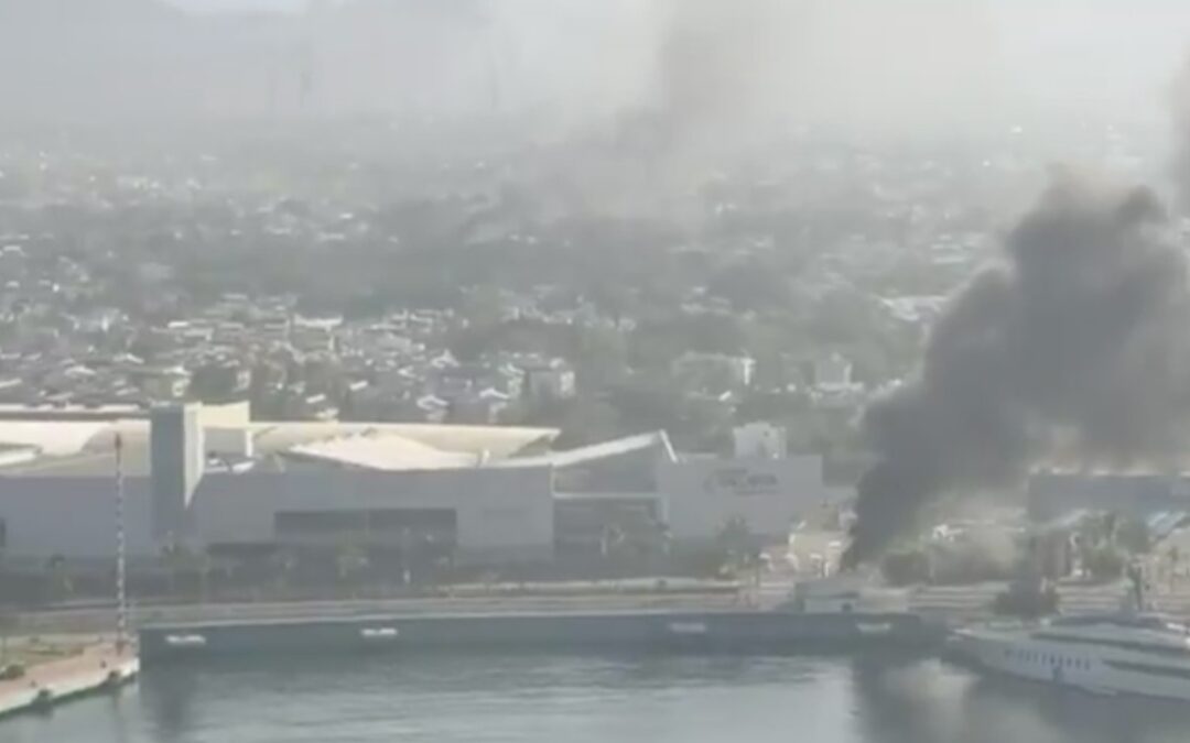 Bloqueos Carreteros y Quema de Vehículos en Puerto Vallarta Tras la Muerte de ‘El Mencho’