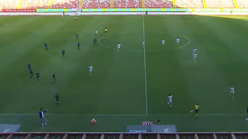 Detonaciones alrededor del Estadio Victoria interrumpen el partido Necaxa vs Querétaro Femenil