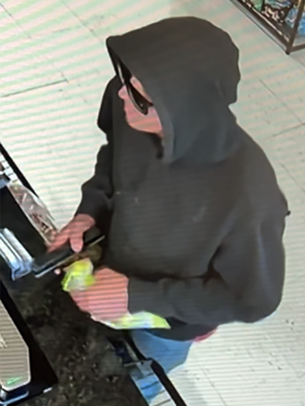 Aumentan las Alertas: Hombre Asalta Panadería El Fenix en El Paso