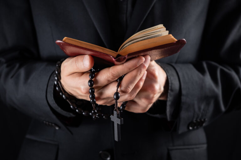 Líderes religiosos en Colorado ofrecen apoyo a inmigrantes en tiempos de crisis