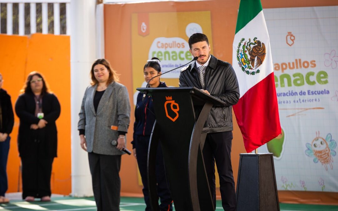 Mariana Rodríguez y Samuel García Inauguran el Inicio de Actividades en la Escuela del DIF Capullos