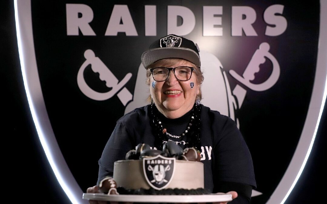 Bárbara Estrada: La Aficionada Mexicana Seleccionada como Fan Internacional del Año por la NFL