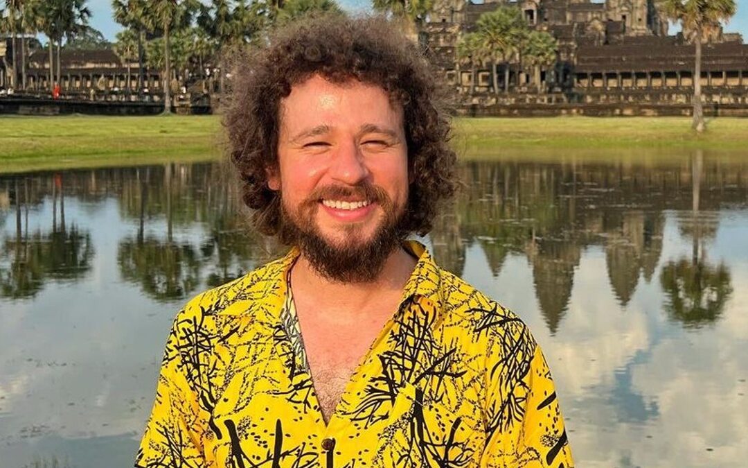 Luisito Comunica Reacciona ante la Violencia tras la Muerte de ‘El Mencho’ en Territorio de Guerra