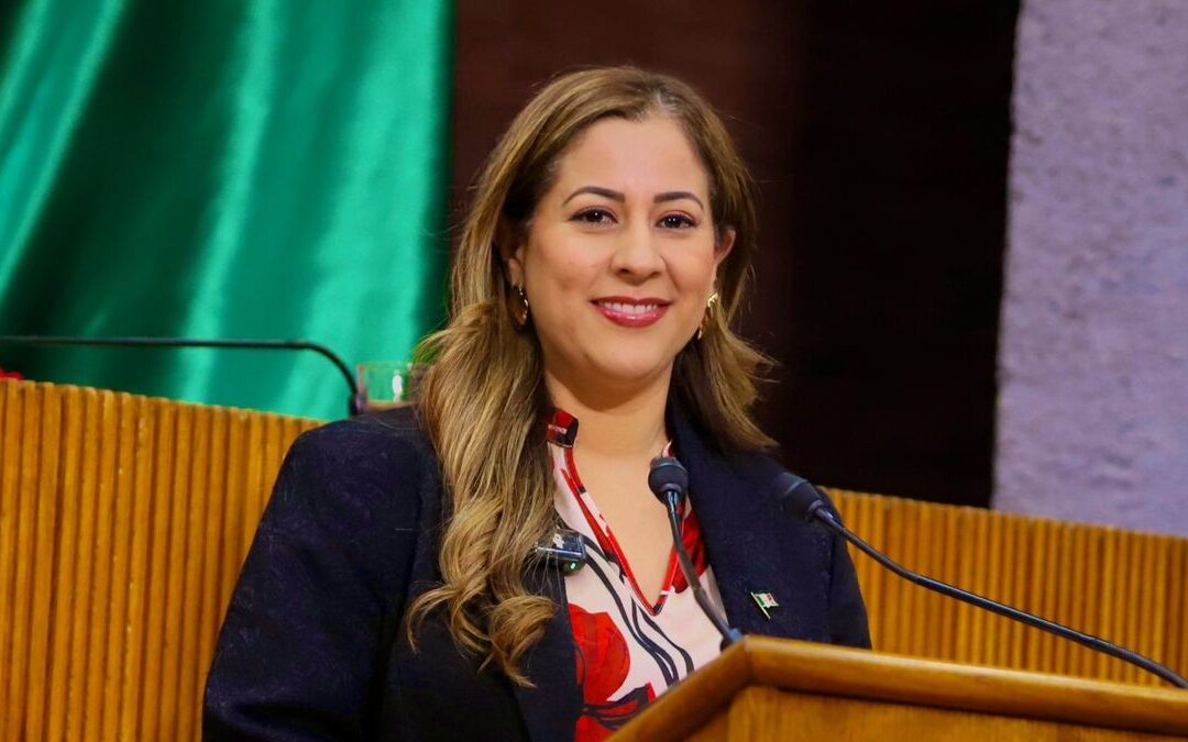 Berenice Martínez impulsa propuestas para prevenir uniones tempranas en Nuevo León