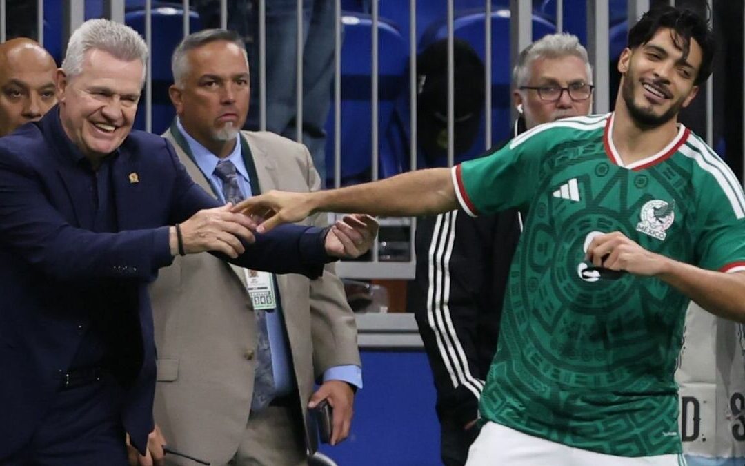 Raúl Jiménez bajo la mira de Vasco Aguirre: Racing de Veracruz enfrenta riesgo de perder invitación