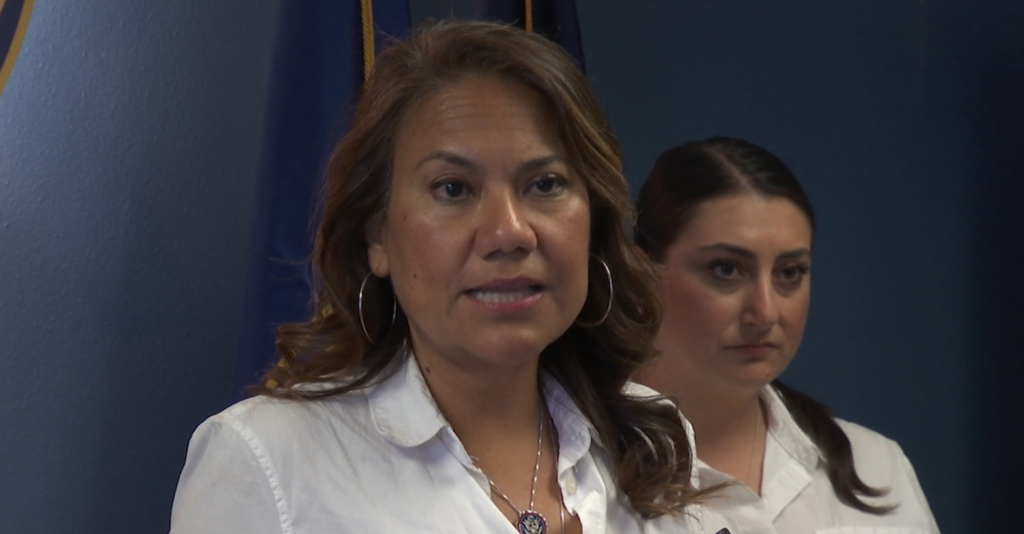 Verónica Escobar Lanza la Ley para Detener la Militarización Electoral de ICE y Proteger las Elecciones Federales