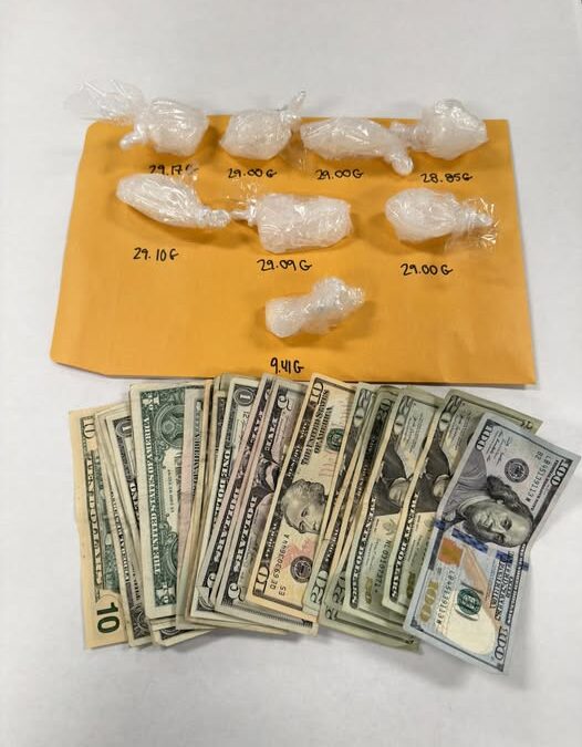 Detención en Monterey: Arresto de Rosalio Chavarin con Metanfetamina en Operativo Policial