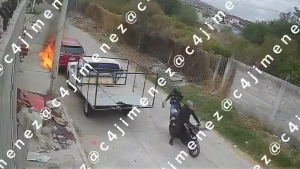 Incendio en Los Reyes La Paz: Hombres Fingen Ser del Cártel de ‘El Mencho’