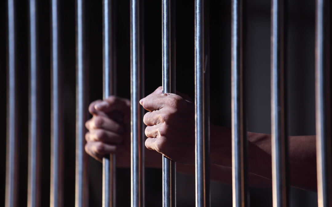 Avanza la Revisión de Sentencias en Colorado: Proyecto de Ley SB26-115 en el Senado