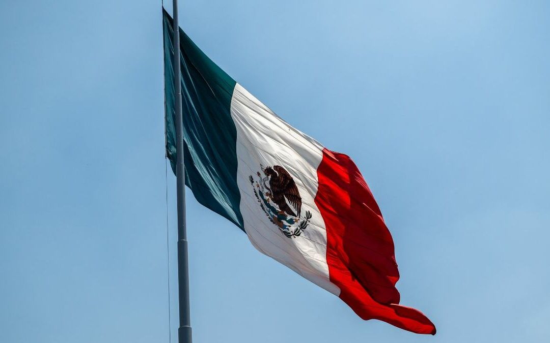 Minuto de Silencio en Honor a las Víctimas de la Violencia