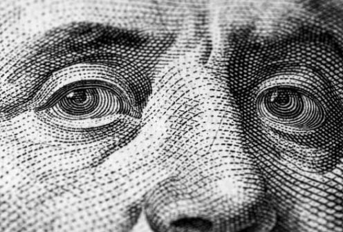 Explotación: 5 realidades alarmantes de la economía informal en EE. UU.