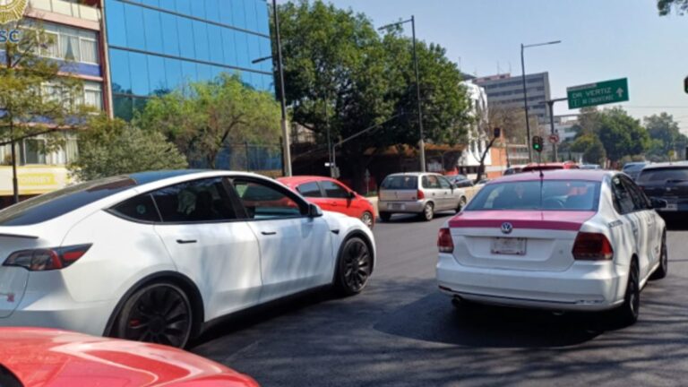 Hoy No Circula en CdMx y Edomex: Descubre qué Autos Descansan el 8 de marzo de 2026