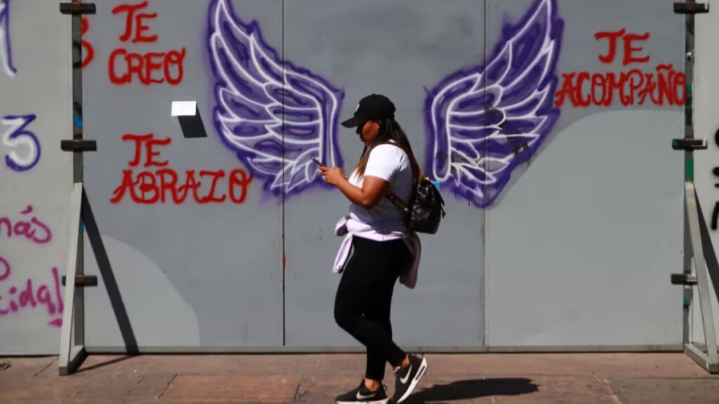 Iconoclasia en Marchas Feministas: Más que Vandalismo y una Forma de Activismo