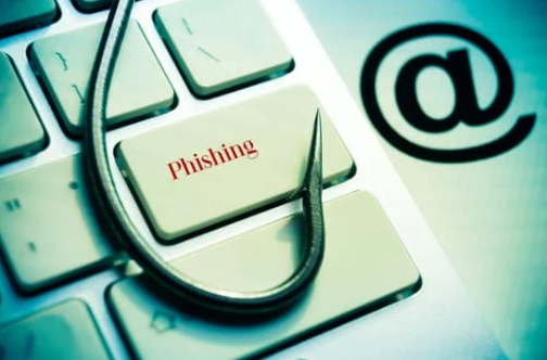Phishing: el FBI emite una alerta nacional por fraudes en permisos de zonificación