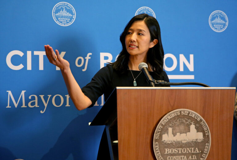 Boston Destina $4.5 Millones en Apoyo a Inmigrantes y Recursos Legales