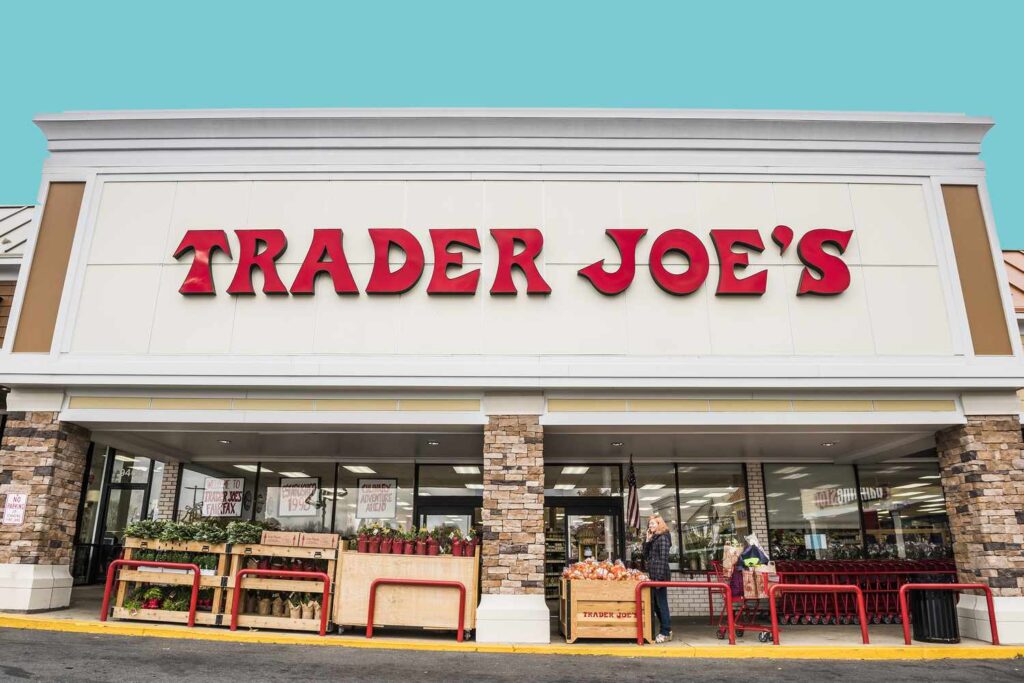 Trader Joe’s retira millones de libras de arroz frito por riesgo de vidrio en Colorado