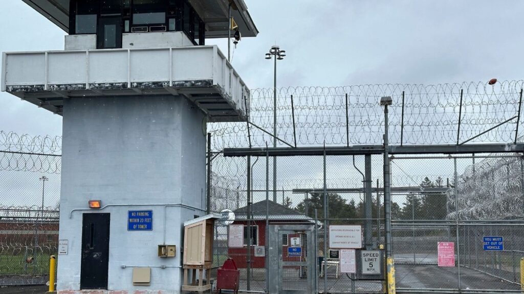 Guardia de Prisión Hallado Culpable por Violenta Muerte de Recluso