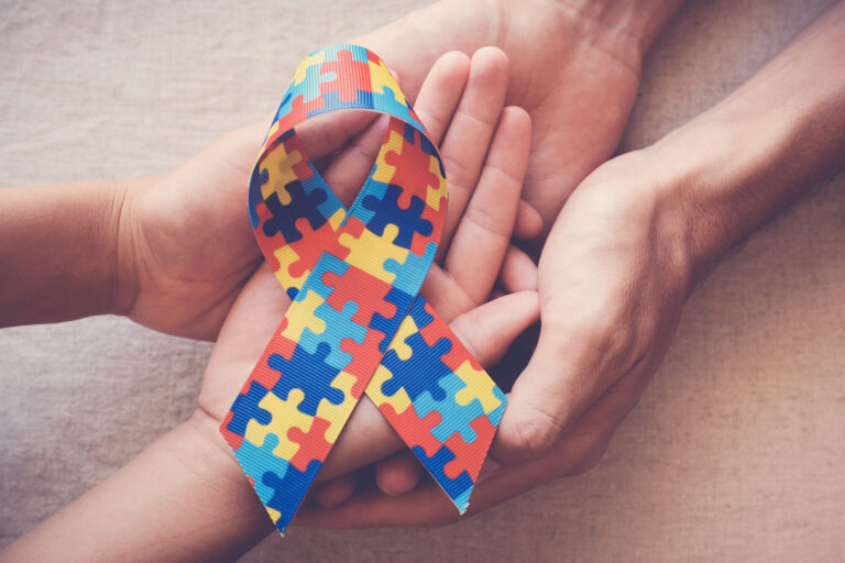 Urgente: Diagnósticos de Autismo en San Diego con Esperas de Hasta un Año