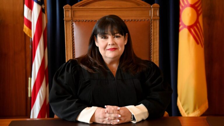 Chief Justice Julie J. Vargas: Nuevo Líder de la Corte Suprema de Nuevo México
