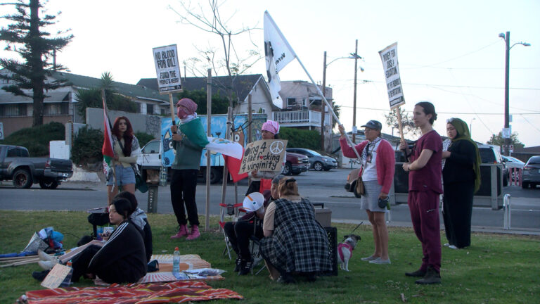 Protestas en Logan Heights: Comunidades se levantan contra la guerra en Irán y las políticas de Trump