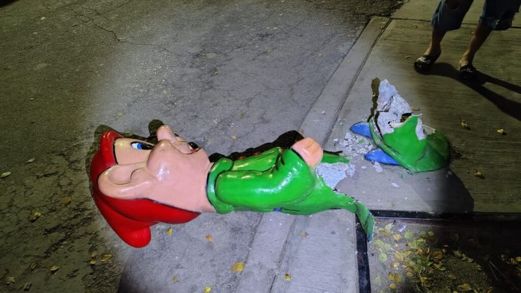 Trágico accidente en el Bosque Venustiano Carranza: Joven sufre amputación de dedo por escultura de Tontín