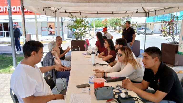 Salud Pública Municipal brilla los domingos con atención médica en Paseo Colón