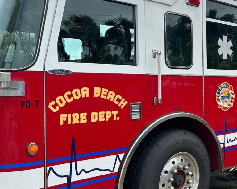 Tragedia en Cocoa Beach: Ahogamiento Fatal por Corriente de Resaca