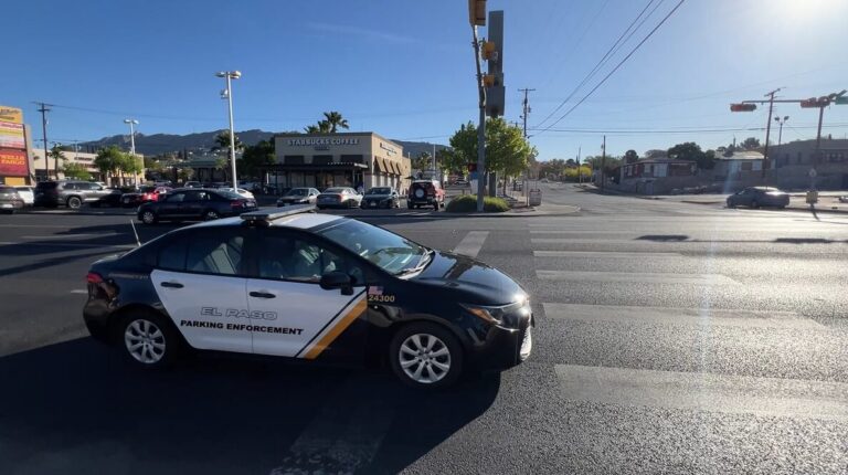 La Policía de El Paso investiga accidente automovilístico en North Mesa