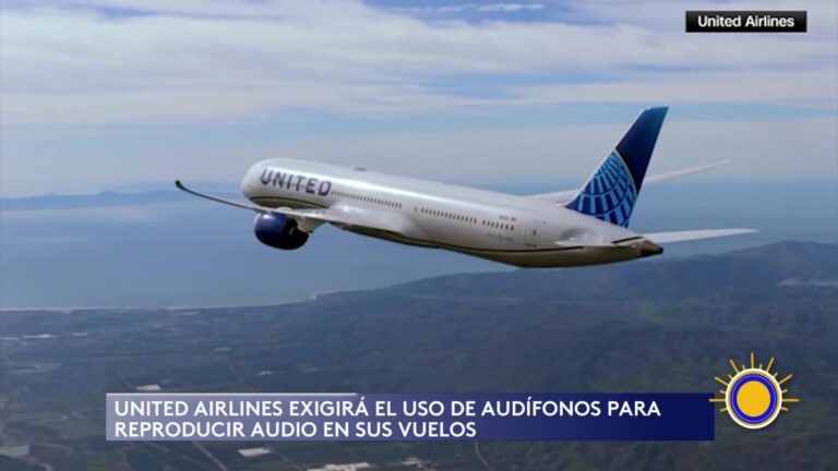 United Airlines: Audífonos Obligatorios Para Pasajeros En Nueva Política De Vuelo