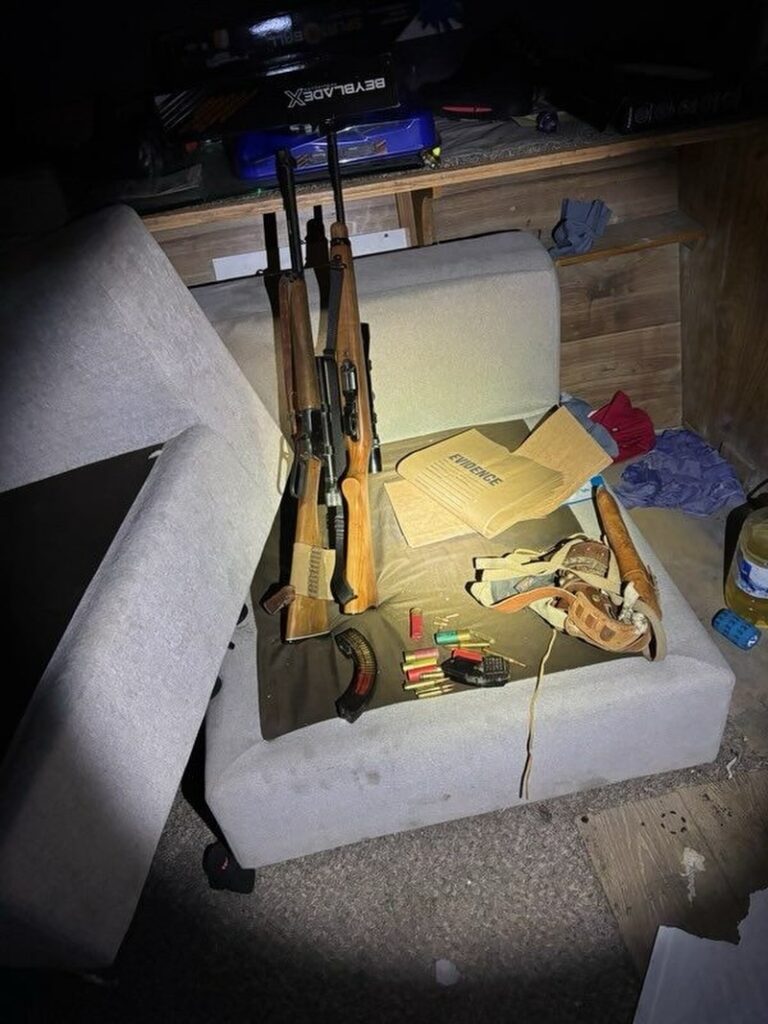 Peligroso enfrentamiento termina con el arresto de un sospechoso armado tras operativo de 5 días