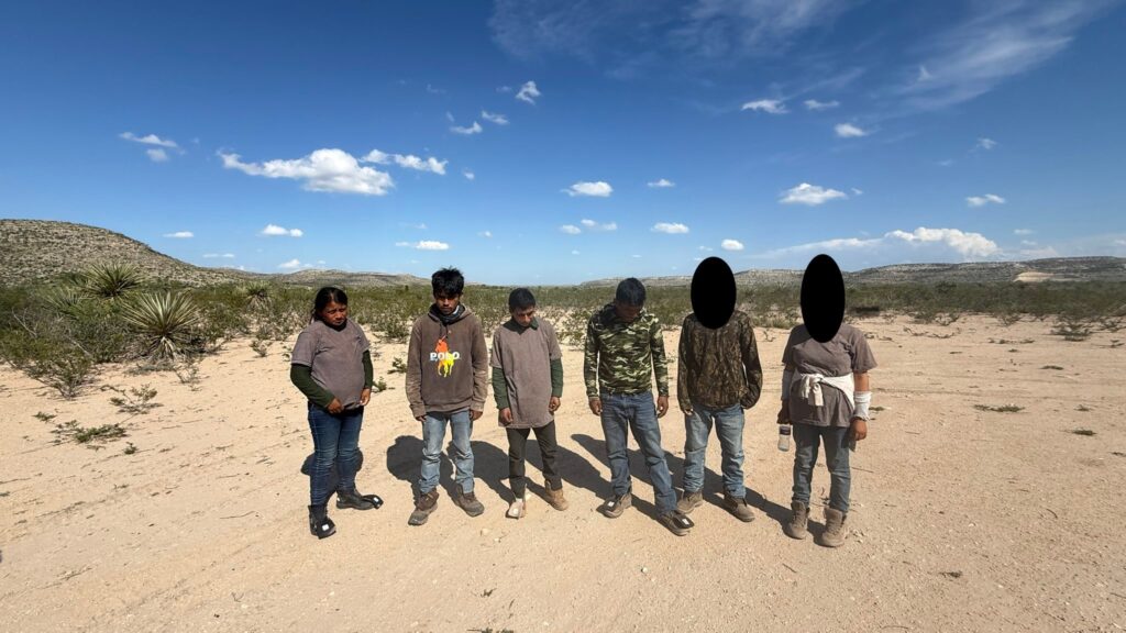 Detención de Migrantes en Terrell: Dos Mujeres Embarazadas Entre los Arrestados
