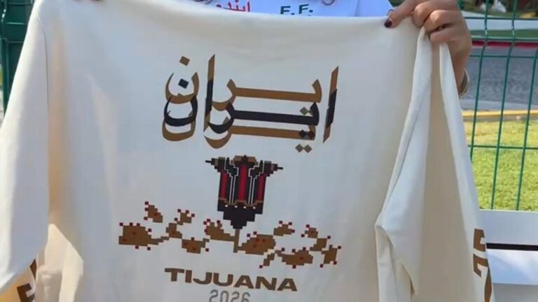 Selección iraní recibe emotiva despedida en Tijuana con mural solidario y regalos
