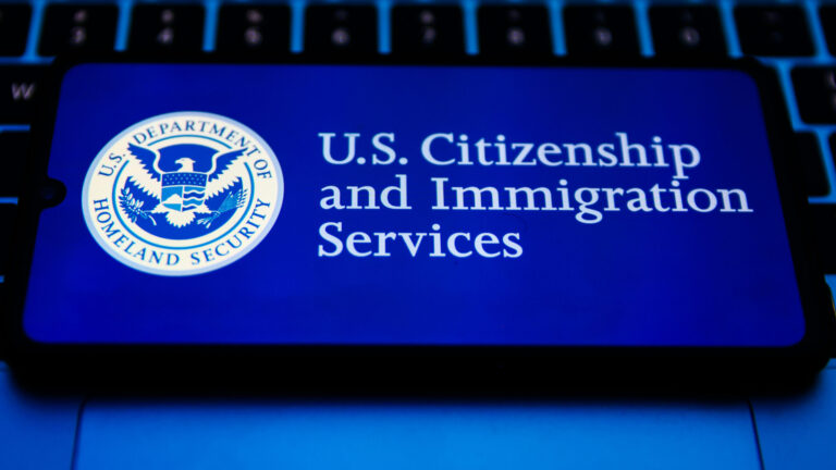 Asilo en Estados Unidos: USCIS podrá enviar algunos casos a un juez sin entrevista previa