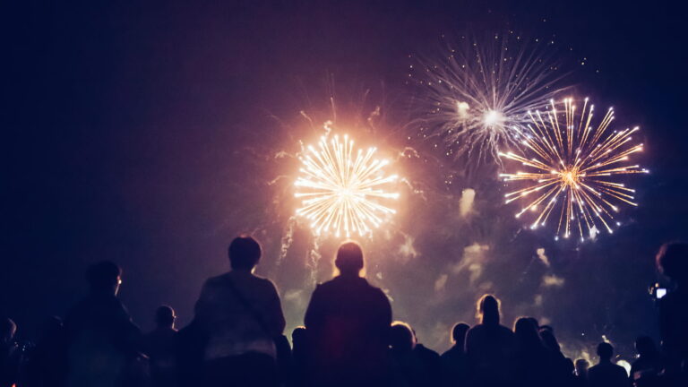 Jefferson County prohíbe los fuegos artificiales ante restricciones por riesgo de incendios
