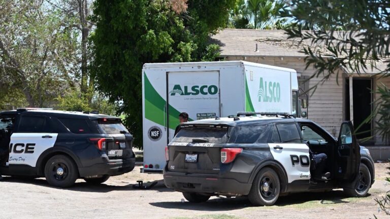 Persecución policial en El Centro termina con operativo SWAT y la detención de un sospechoso