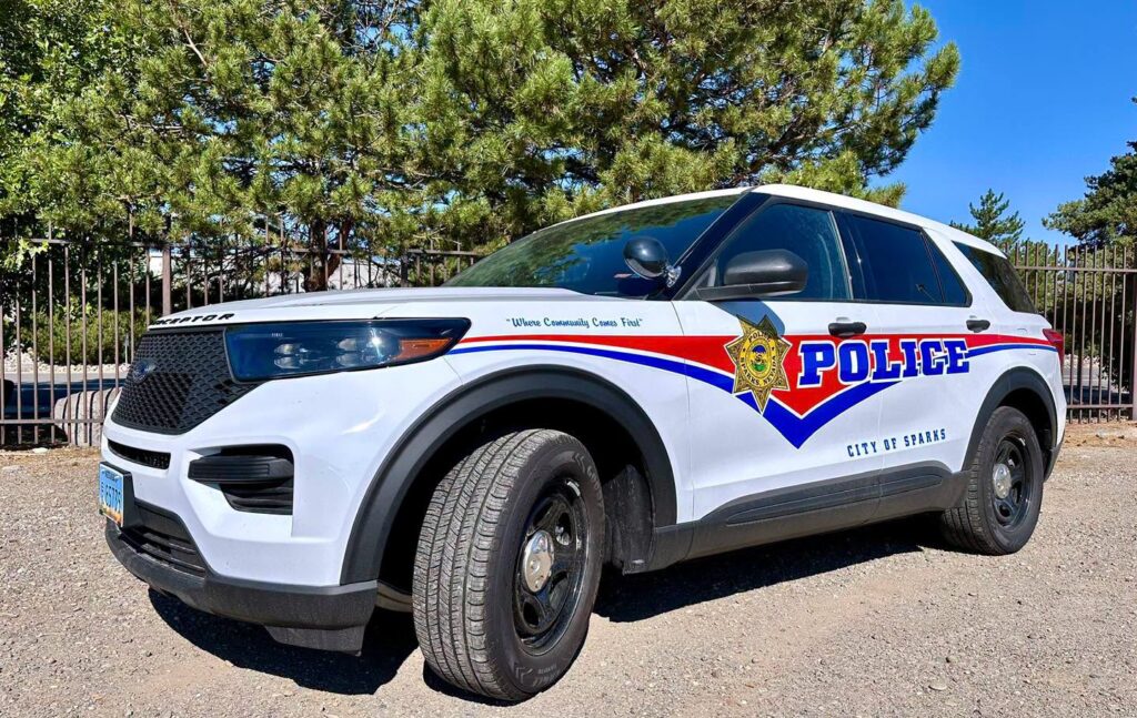 Accidente grave deja a un motociclista hospitalizado tras choque en Sparks Boulevard