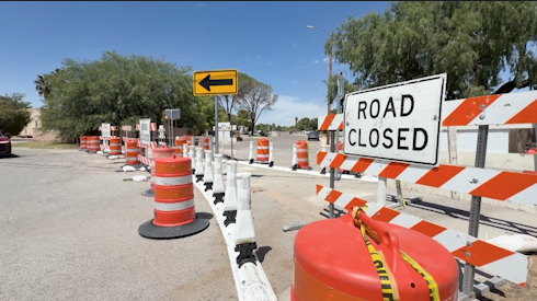Vecinos cuestionan barrera instalada para controlar el tráfico entre Sunland Park y El Paso