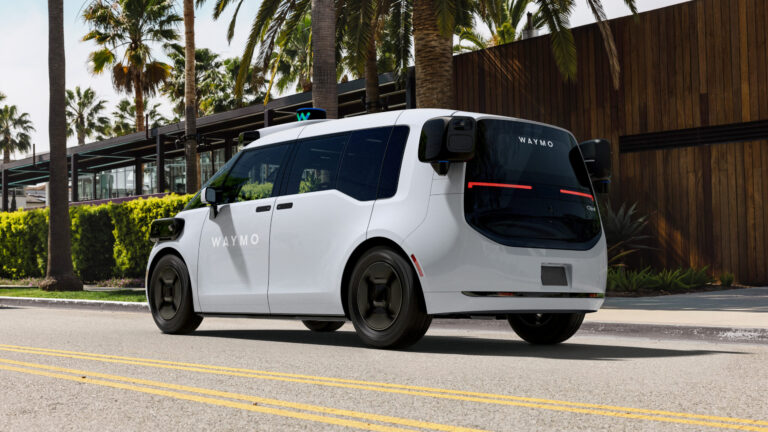 Carros sin conductor ya transportan pasajeros en Denver: así funcionará Waymo