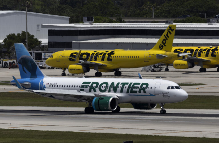 Demanda por tragedia en el aeropuerto de Denver incluye muerte de una pasajera