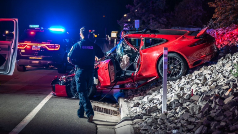 Carreras callejeras en Reno provocan accidente con 8 heridos sin arrestos tras tres meses