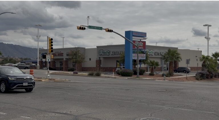 Tres personas mueren en fuerte accidente en el oeste de El Paso