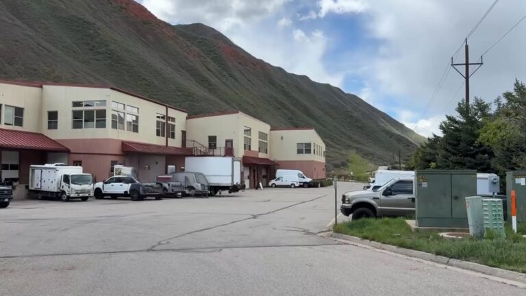 Nuevo informe identifica a Glenwood Springs como uno de los focos de actividad de ICE en Colorado