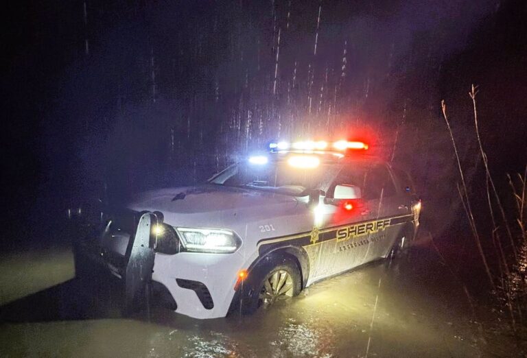Alerta de evacuación en Colorado por riesgo de inundaciones cerca de cuatro ríos en el condado de Archuleta