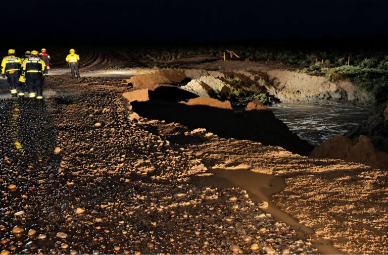 Rescatan a bebé que sufrió 12 convulsiones en medio de inundaciones en Nuevo México