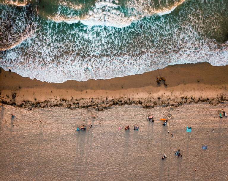 Hospital de Encinitas pide ayuda para identificar a un paciente tras incidente en el mar